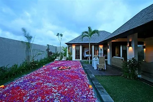 The Khayangan Dreams Villa Umalas Kerobokan