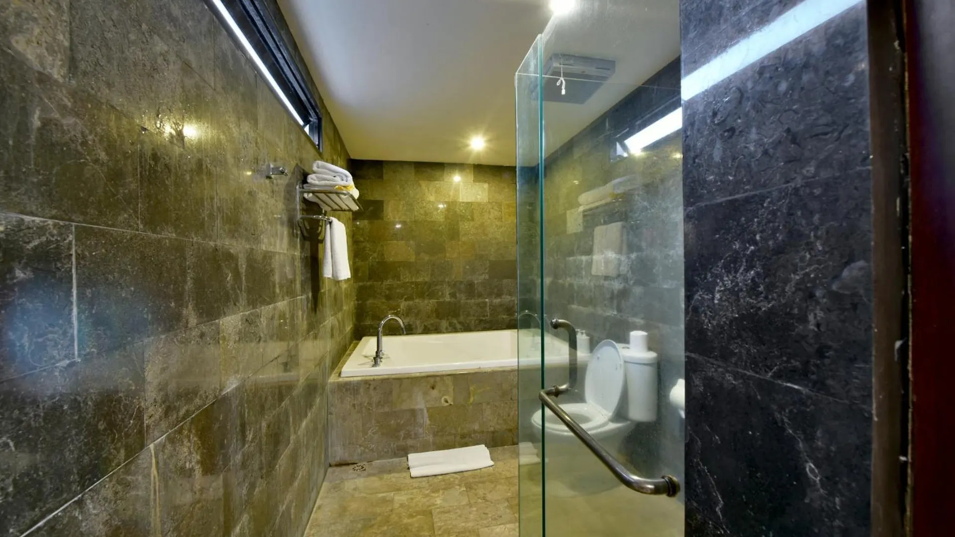 The Khayangan Dreams Villa Umalas Kerobokan