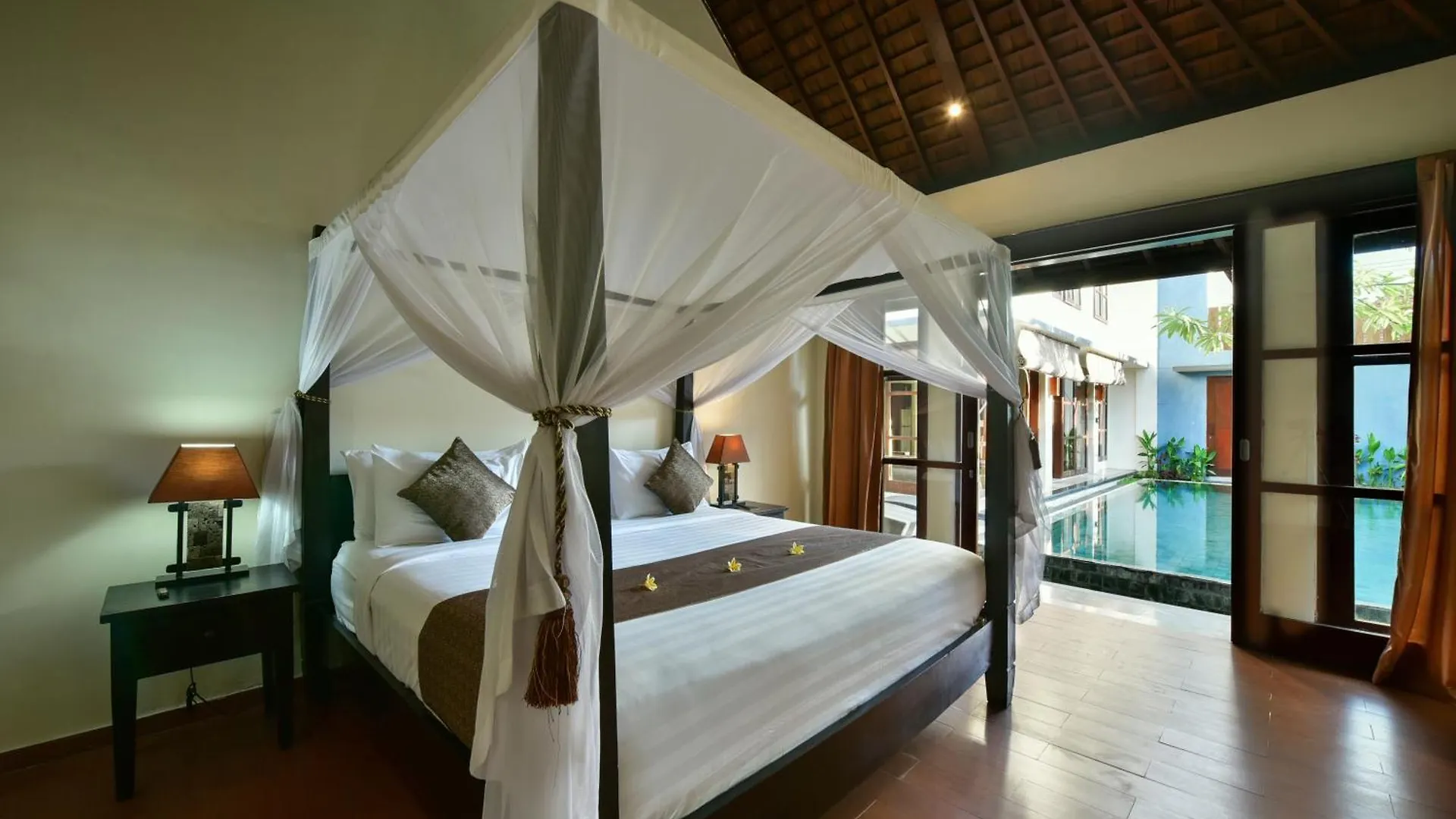 The Khayangan Dreams Villa Umalas Kerobokan