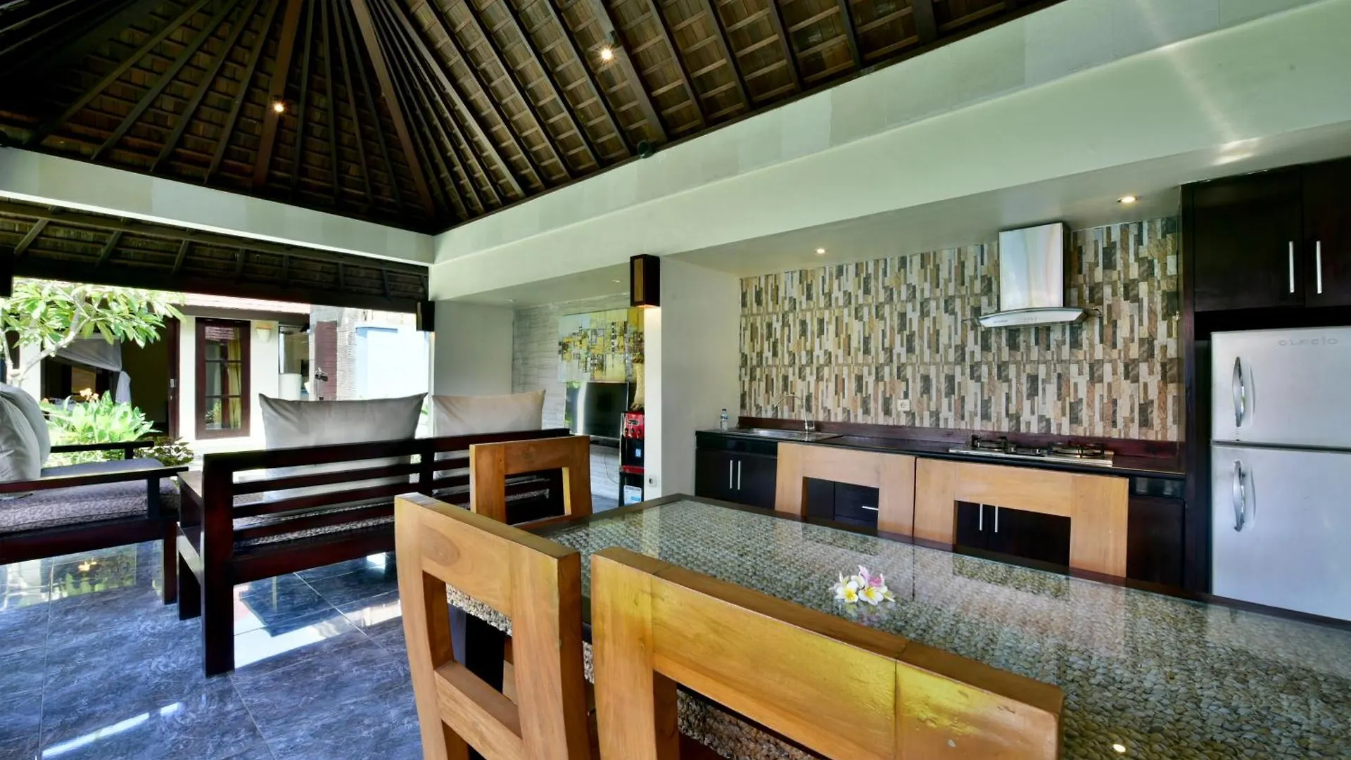 The Khayangan Dreams Villa Umalas Kerobokan